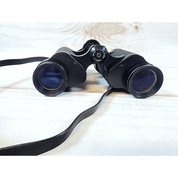 TASCO Fully Coated 8 X 30 Binoculars Model 308 Field 393ft/1000yds - Picture 13 of 13
